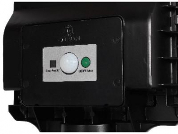 Farola LED con panel solar integrado CET-99