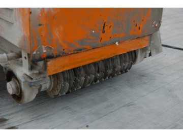 Sierra circular de diamante para corte de superficie vial antideslizante