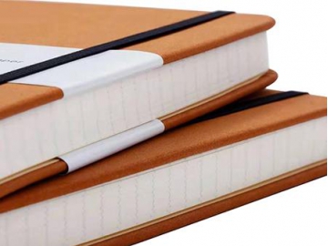 Cuaderno de cuero, con elástico