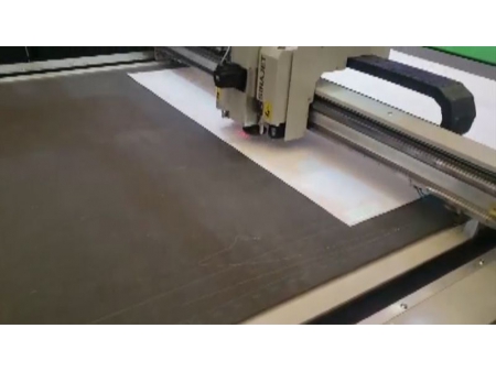 Cortadora Digital, para la Industria Textil