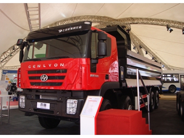 Camión volquete 6×4 EuroIV (Genlyon)