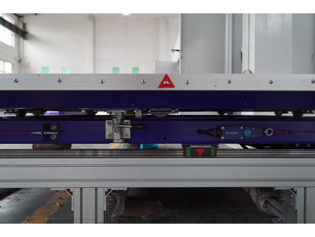 Máquina cortadora de espuma CNC horizontal LH5