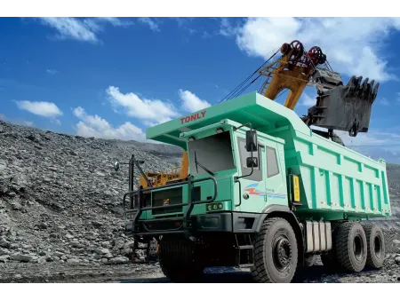 Camión volquete todoterreno eléctrico híbrido