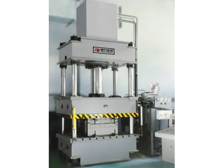 Prensa hidráulica para materiales compuestos