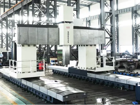 Mandrinadora-fresadora tipo pórtico / gantry CNC (pórtico móvil y mesa fija)