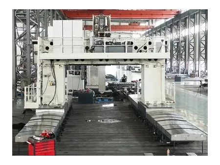 Mandrinadora-fresadora tipo pórtico / gantry CNC (pórtico móvil y mesa fija)