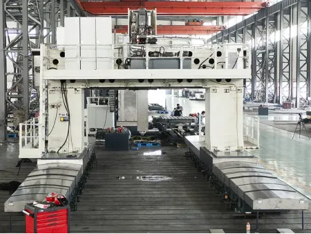 Mandrinadora-fresadora tipo pórtico / gantry CNC (pórtico móvil y mesa fija)