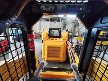 255F/265F  Cargadora compacta de ruedas