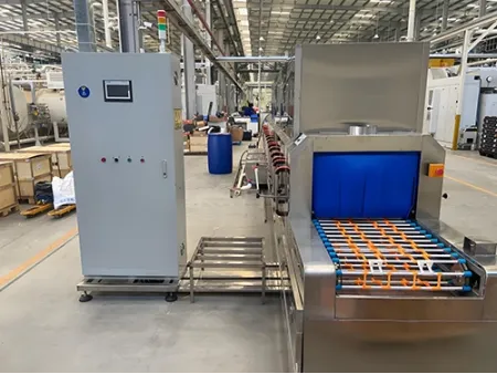 Lavadora de cajas automática