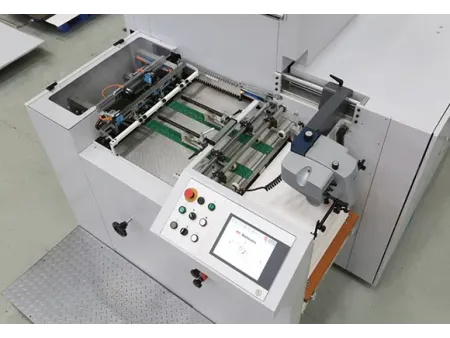 Máquina de estampado en caliente (pequeño formato)