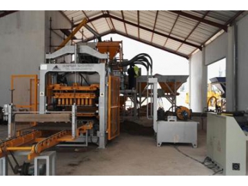 Máquina para fabricar bloques de concreto QFT8-15