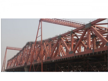 Puente sobre el río amarillo de ferrocarril entre ciudades Zhengzhou-Jiaozuo