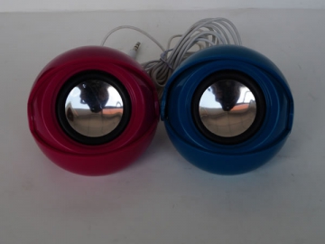 Altavoz para ordenador con forma de ojo SP-013C1