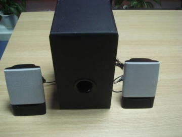 Altavoz para ordenador con subwoofer de 15W SD-037B