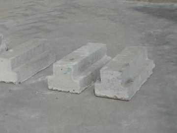 Máquina de conformado de vigas con sección en T