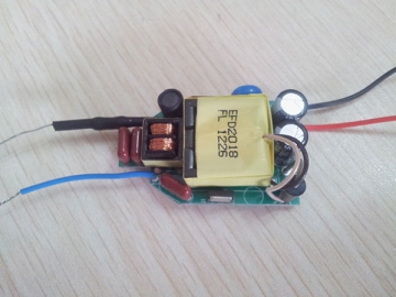 Controlador LED para bombilla 12W
