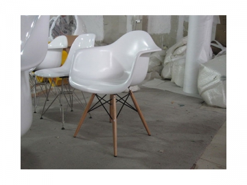 Silla Eames DAW HG-26-1