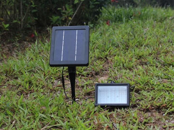 Proyector solar LED de jardín SL-30B